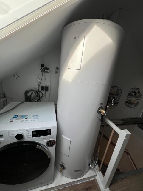 Duurzame verwarming van tussenwoning met airco&rsquo;s en LG Therma V warmtepompboiler voor warm water installeerd door Calor Clima